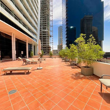Higuests - Modern Studio With Incredible City Skyline View Dubai Exterior photo
